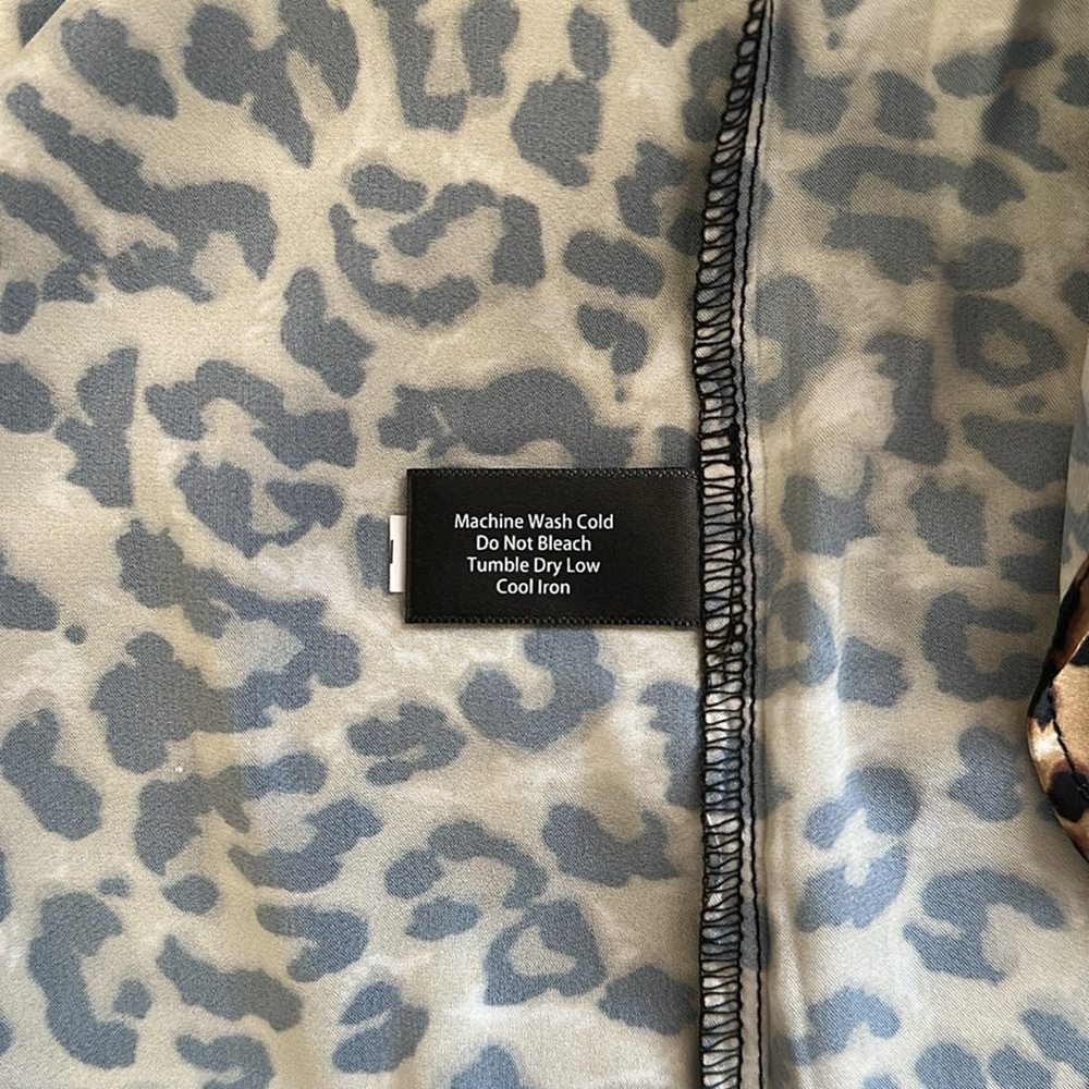 Boston Proper Cold Shoulder Leopard Print NEW - Picture 10 of 10